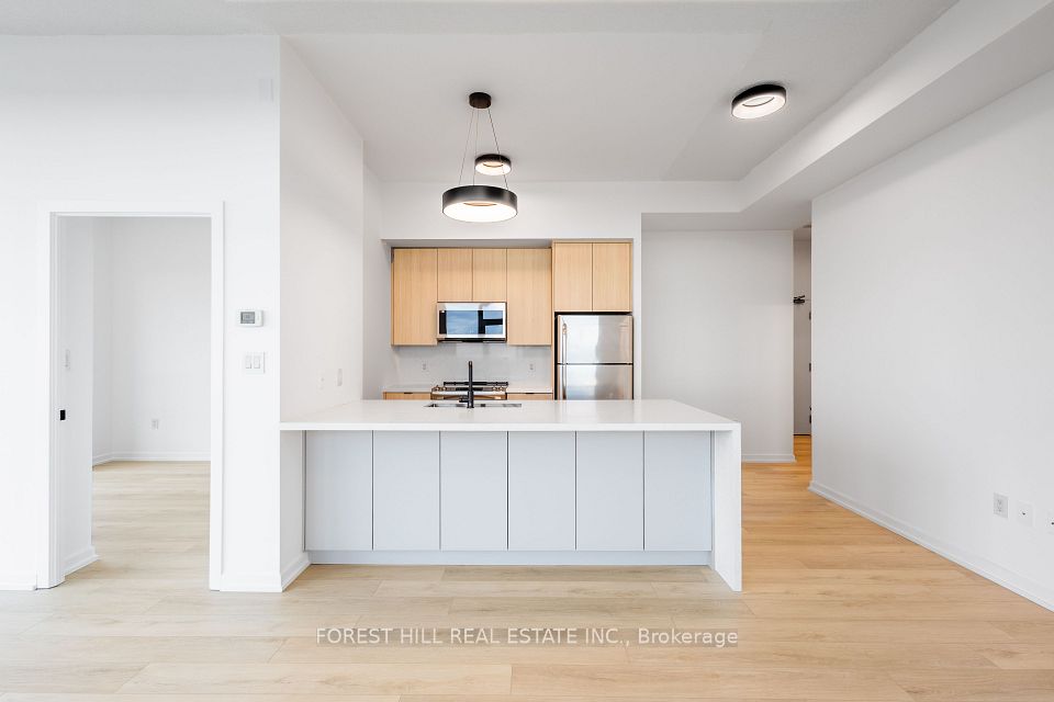 70 Forest Manor Road 3506, Toronto, ON M2J 0A9 2
