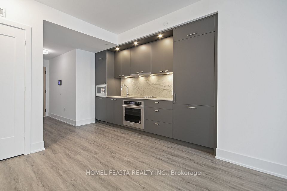 10 Inn On The Park Drive 307, Toronto, ON M3C 0P9 14