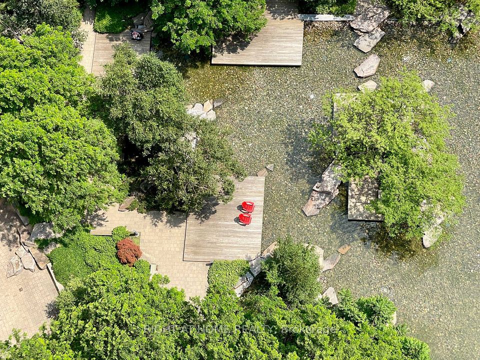 23 Sheppard Avenue E 2608, Toronto, ON M2N 0C8 17