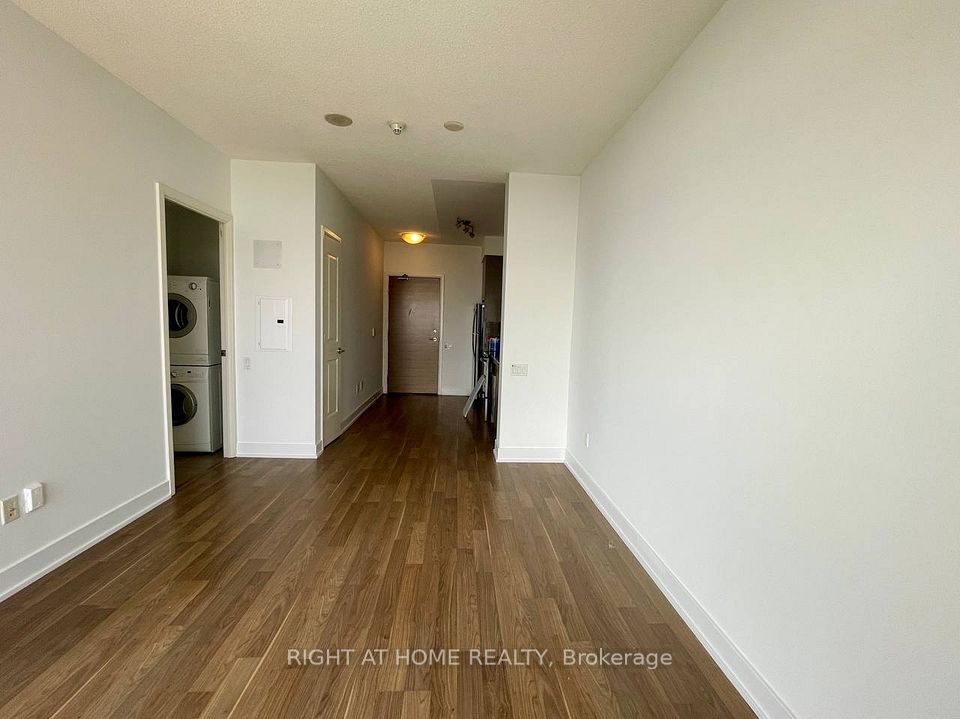 23 Sheppard Avenue E 2608, Toronto, ON M2N 0C8 8