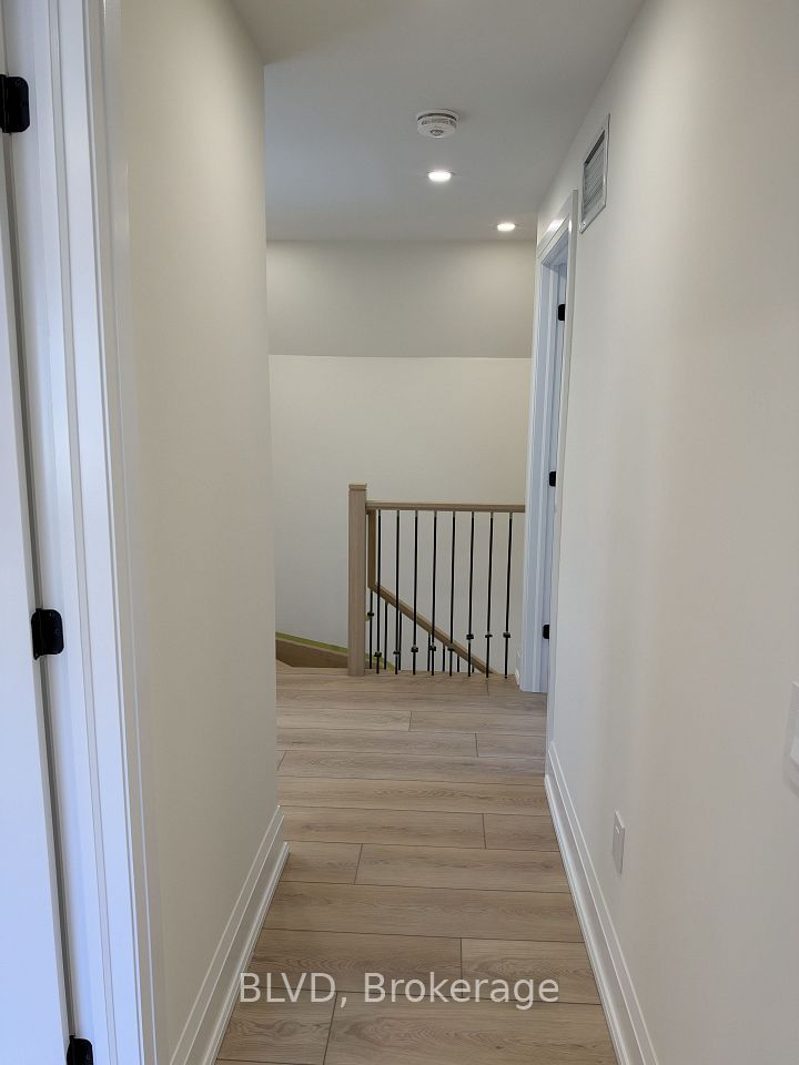 76 Burndale Avenue 4, Toronto, ON M2N 1S7 15