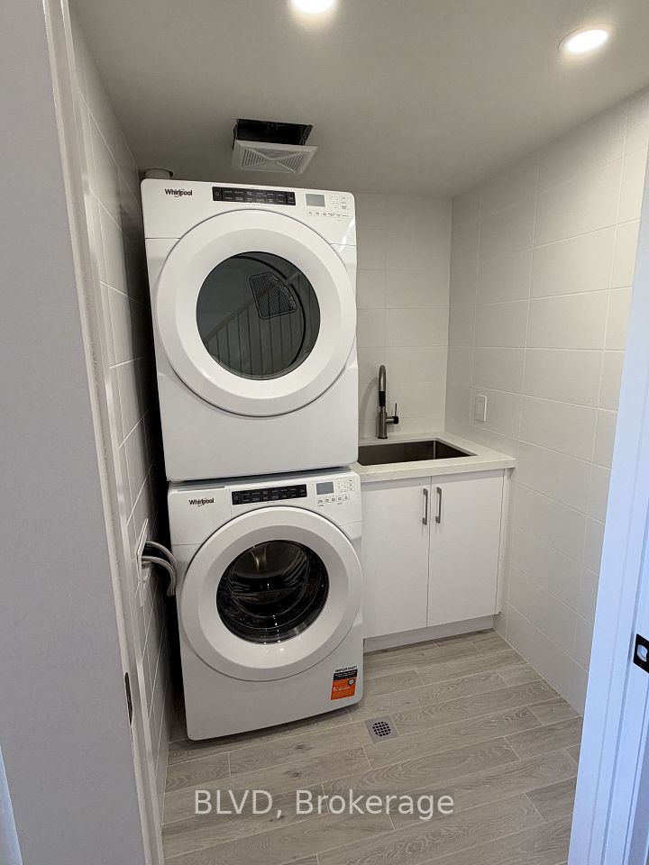 76 Burndale Avenue 4, Toronto, ON M2N 1S7 8