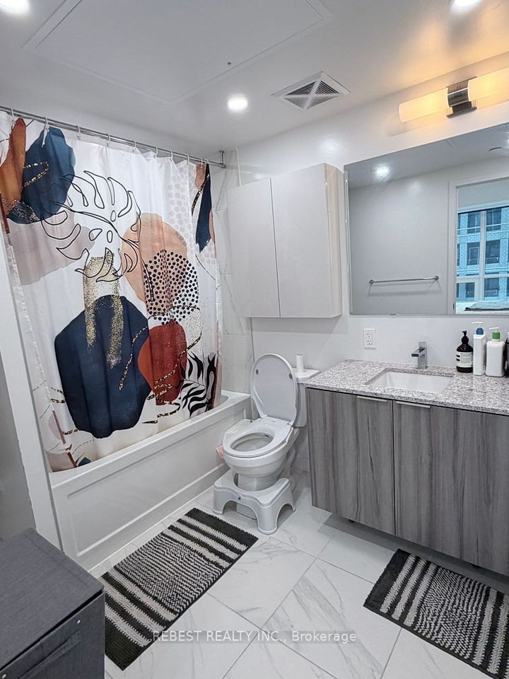 31 Tippett Road 547, Toronto, ON M3H 0C8 19