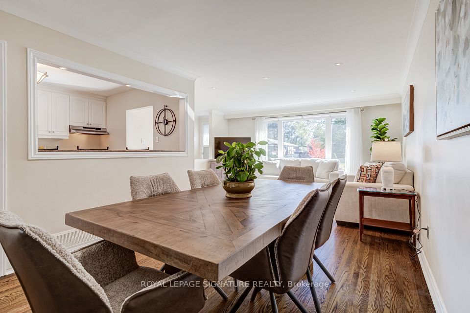 22 Painswick Crescent, Toronto, ON M2J 3M6 13