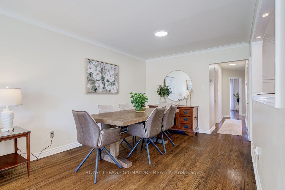 22 Painswick Crescent, Toronto, ON M2J 3M6 11