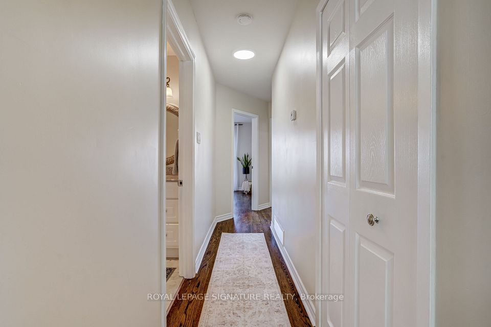 22 Painswick Crescent, Toronto, ON M2J 3M6 19
