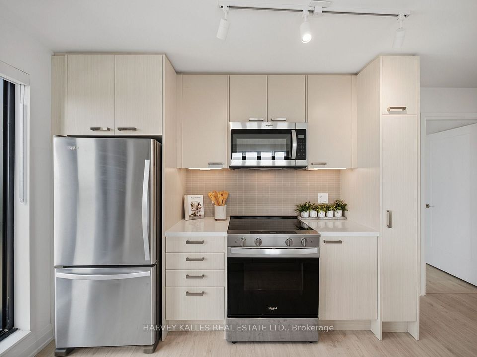 20 Soudan Avenue 2607, Toronto, ON M4S 0E2 13