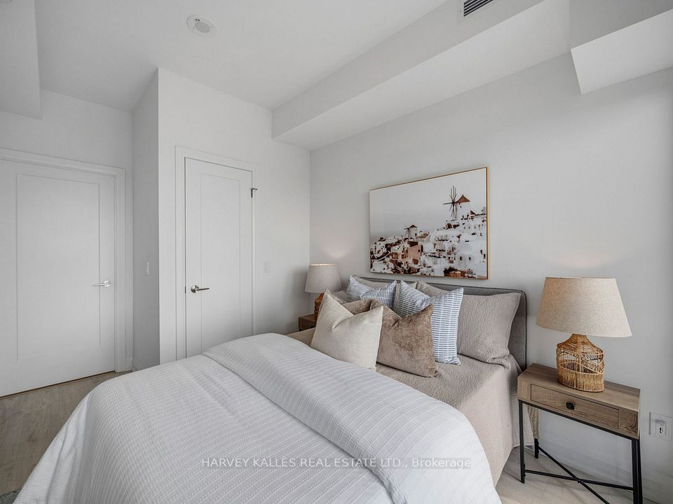 20 Soudan Avenue 2607, Toronto, ON M4S 0E2 23