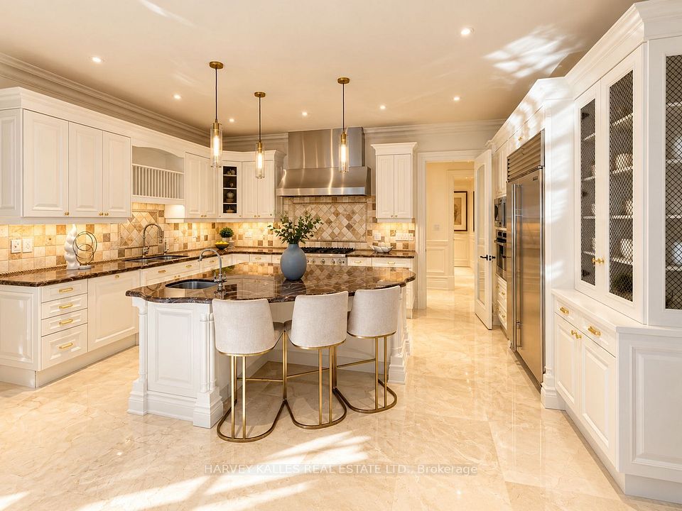 11 York Road, Toronto, ON M2L 1H4 13