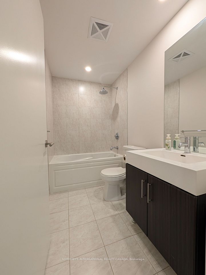 160 Vanderhoof Avenue 207, Toronto, ON M4G 0B7 6