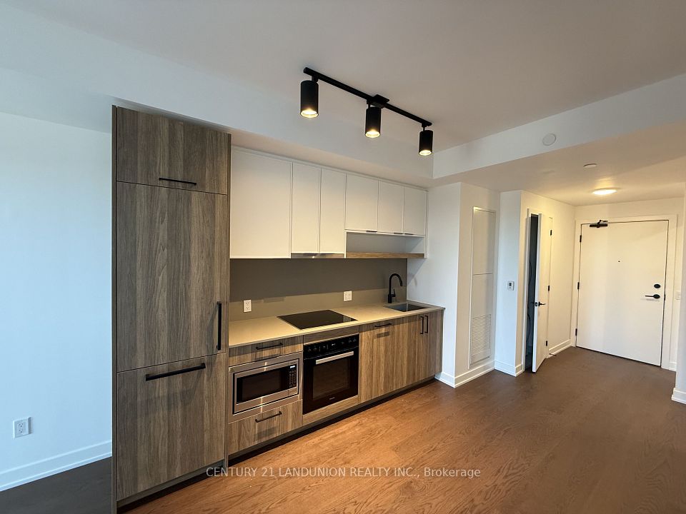 89 Montclair Avenue 1619, Toronto, ON M5P 1P5 3