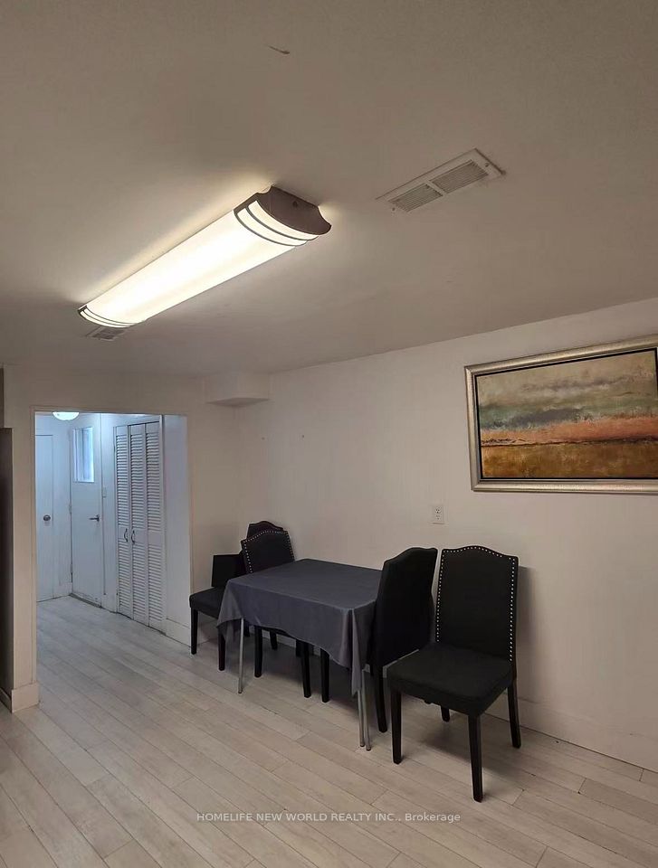 Lower - 32 Greyhound Drive, Toronto, ON M2H 1K3 3
