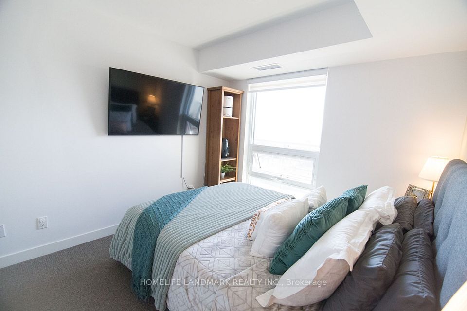 120 Varna Drive 1017, Toronto, ON M6A 0B3 25