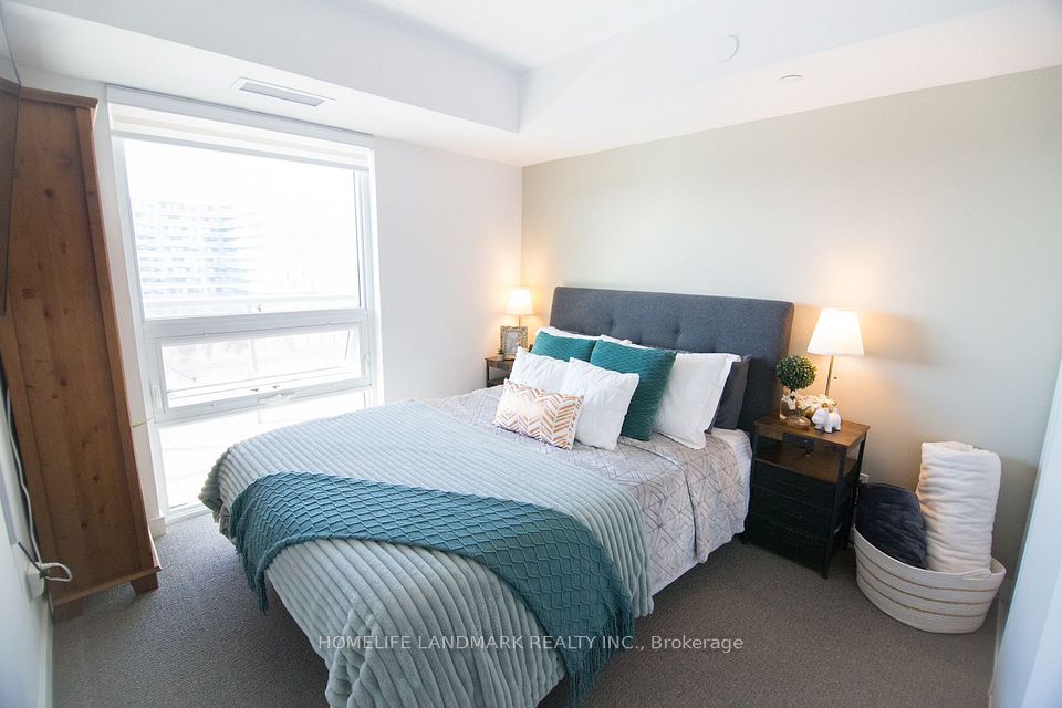 120 Varna Drive 1017, Toronto, ON M6A 0B3 23