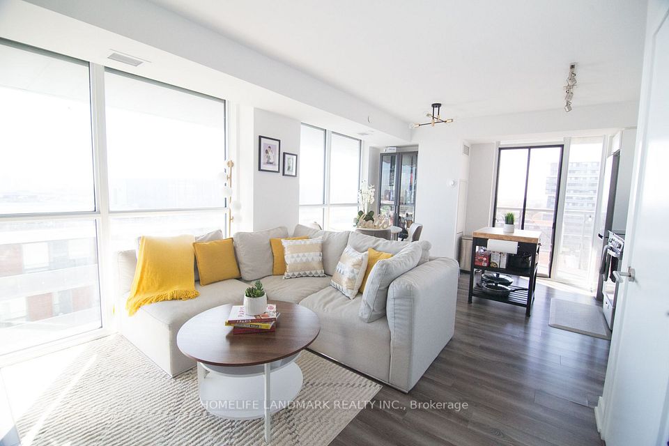Condo Apartment at 120 Varna Drive 1017, Toronto, ON M6A 0B3