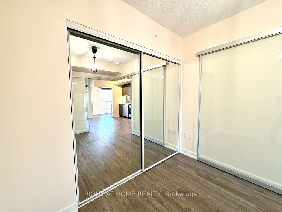 395 Bloor Street E 3705, Toronto, ON M4W 0B4 11