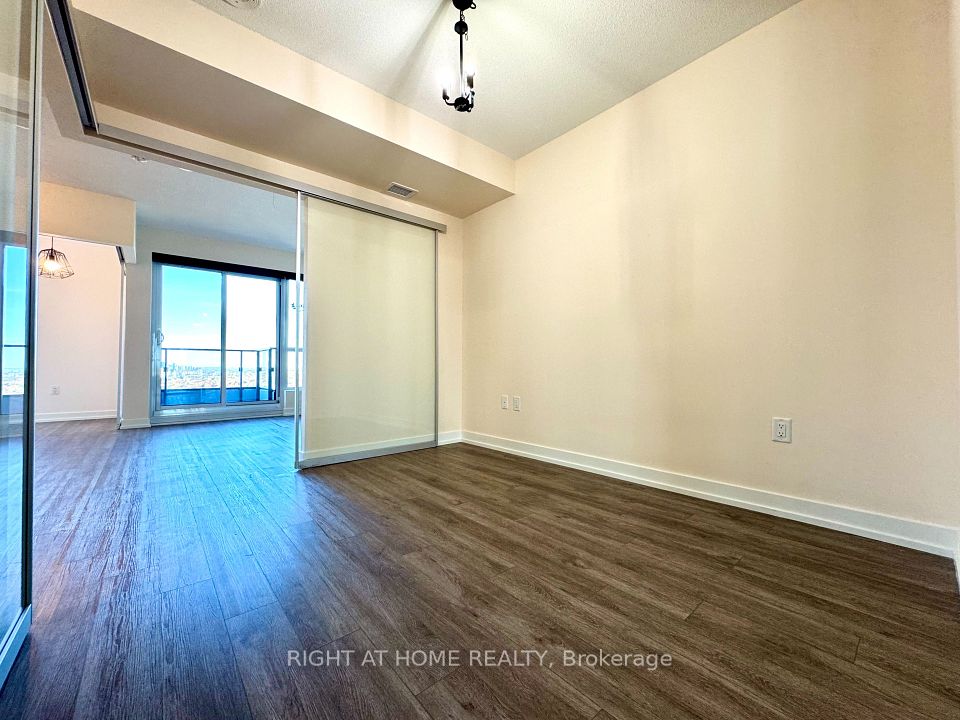 395 Bloor Street E 3705, Toronto, ON M4W 0B4 12