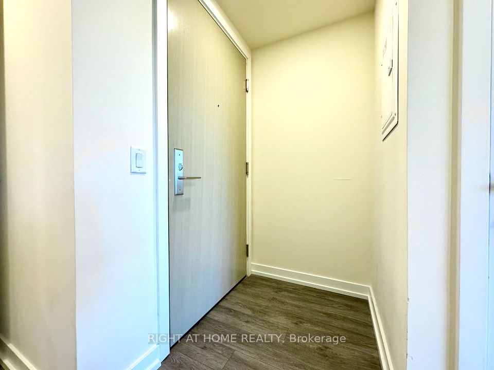 395 Bloor Street E 3705, Toronto, ON M4W 0B4 20