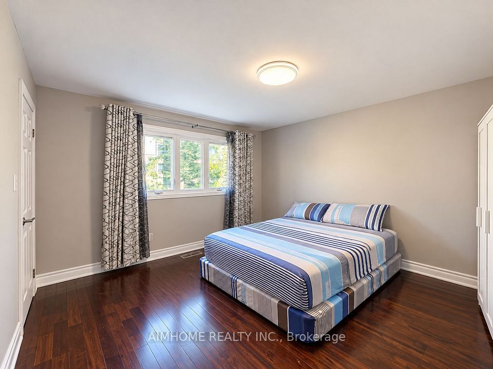 46 Chalet Road, Toronto, ON M2J 3V4 18