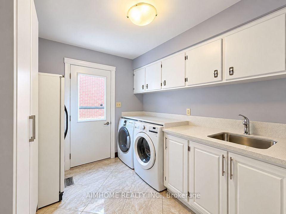 46 Chalet Road, Toronto, ON M2J 3V4 10