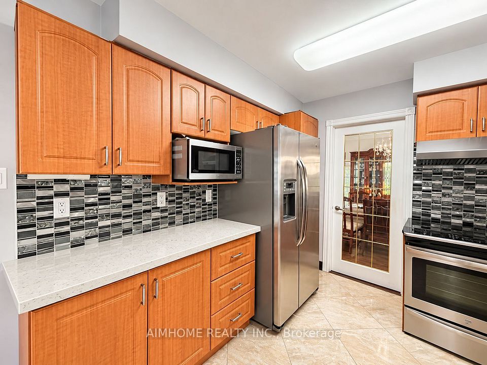 46 Chalet Road, Toronto, ON M2J 3V4 8