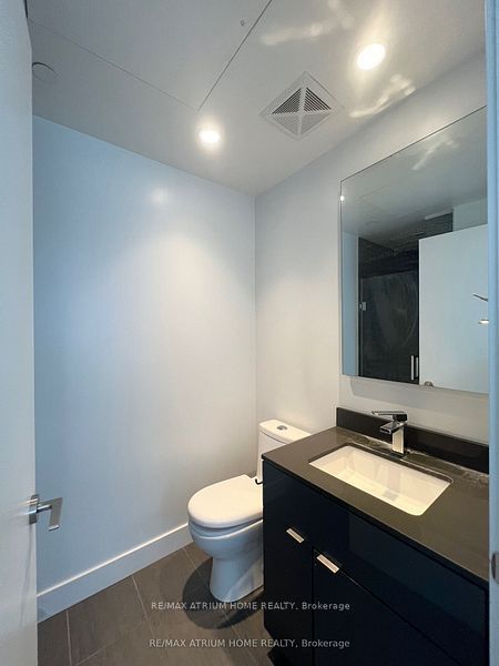 7 Grenville Street 4101, Toronto, ON M4Y 0E9 12