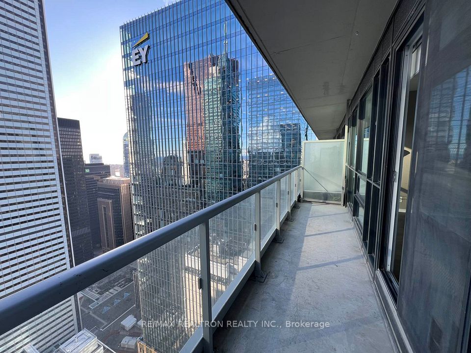 70 Temperance Street 4707, Toronto, ON M5G 1P7 14