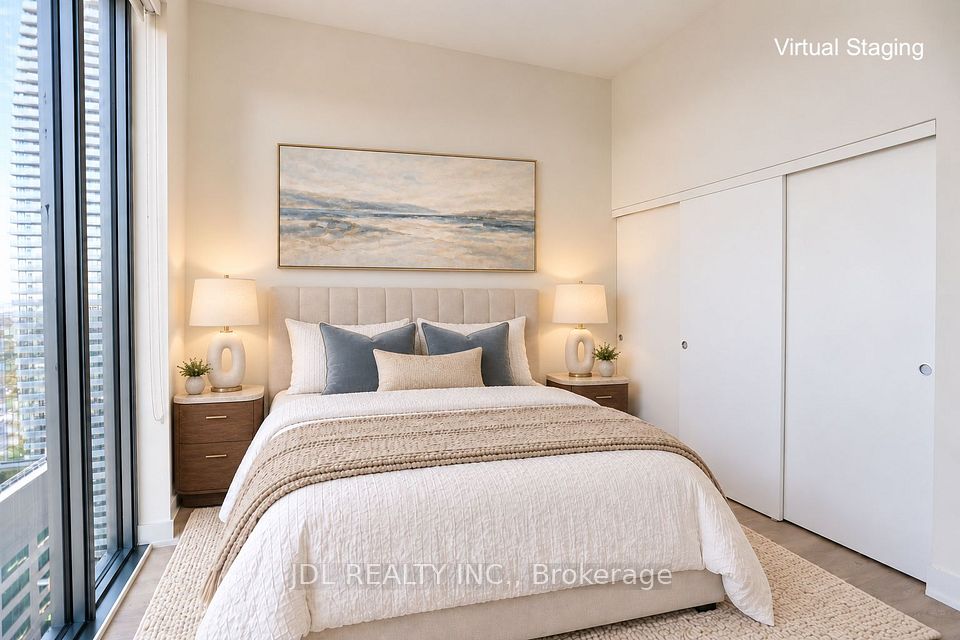 8 Cumberland Street 5105, Toronto, ON M4W 0B6 14