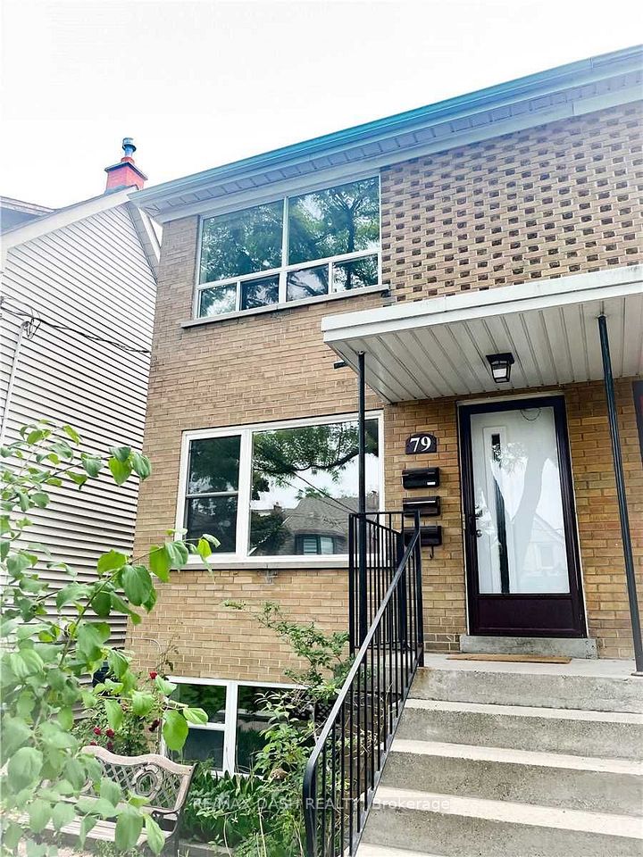 79 Greensides Avenue Lower, Toronto, ON M6G 3P8 3