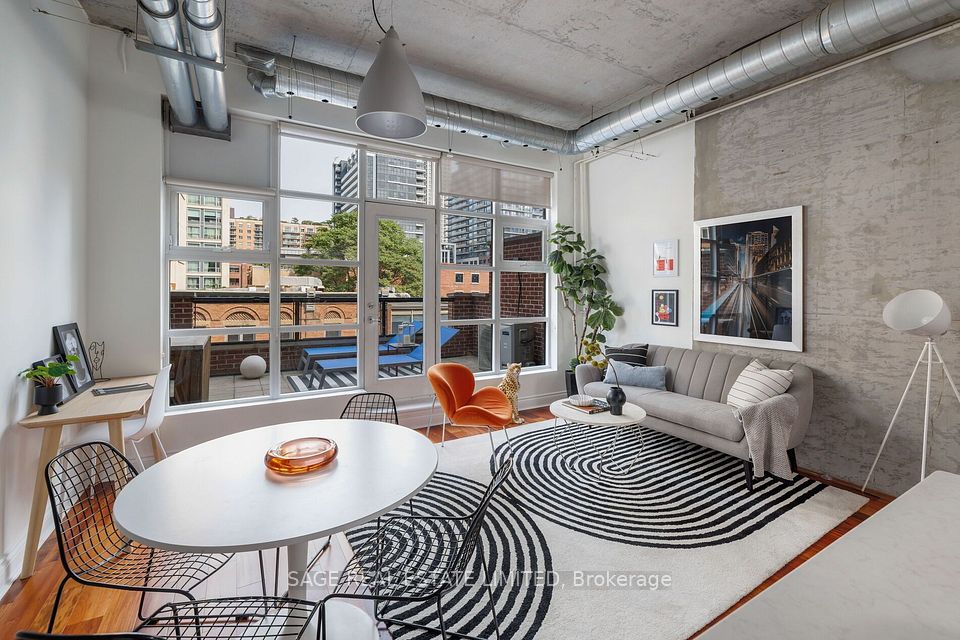 261 King Street E 402, Toronto, ON M5A 4T6 15
