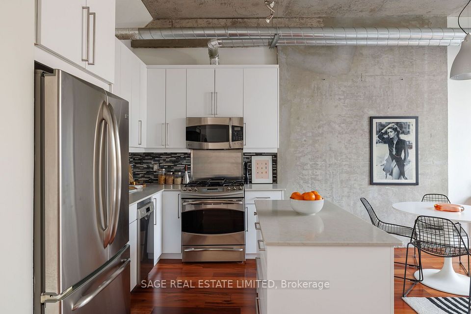 261 King Street E 402, Toronto, ON M5A 4T6 22