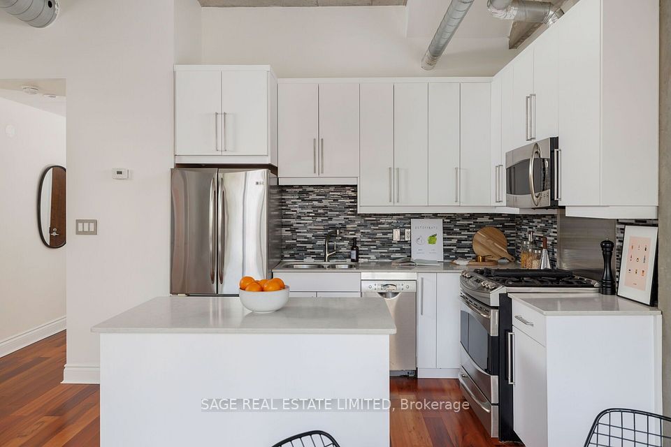 261 King Street E 402, Toronto, ON M5A 4T6 20