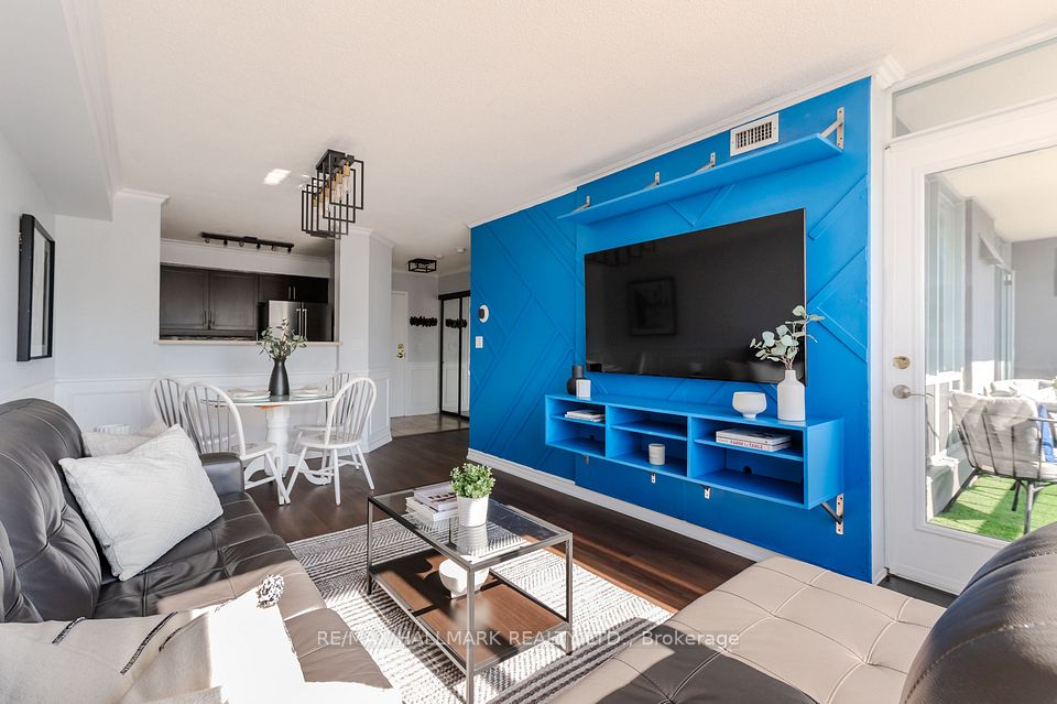 906 Sheppard Avenue W 308, Toronto, ON M3H 2T5 5
