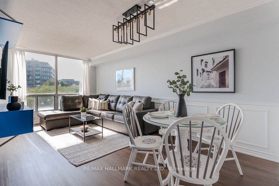 906 Sheppard Avenue W 308, Toronto, ON M3H 2T5 9