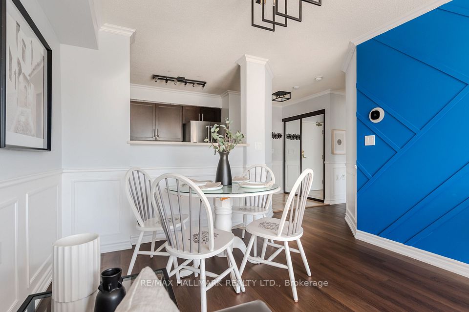 906 Sheppard Avenue W 308, Toronto, ON M3H 2T5 10