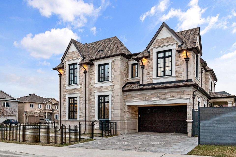 29 Ballyconnor Court, Toronto, ON M2M 4C6 2