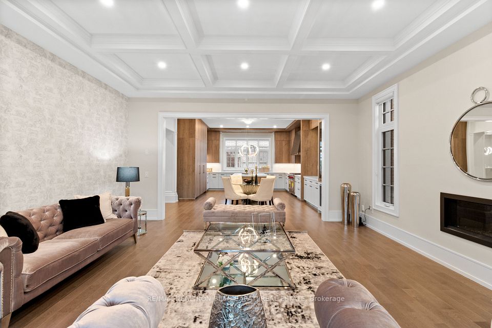 29 Ballyconnor Court, Toronto, ON M2M 4C6 16