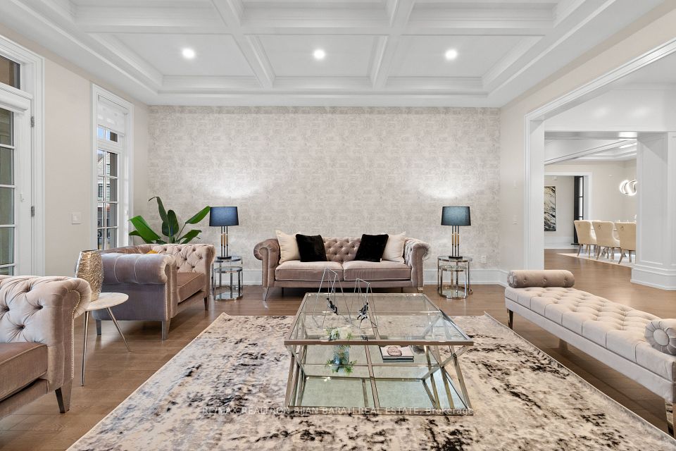 29 Ballyconnor Court, Toronto, ON M2M 4C6 14