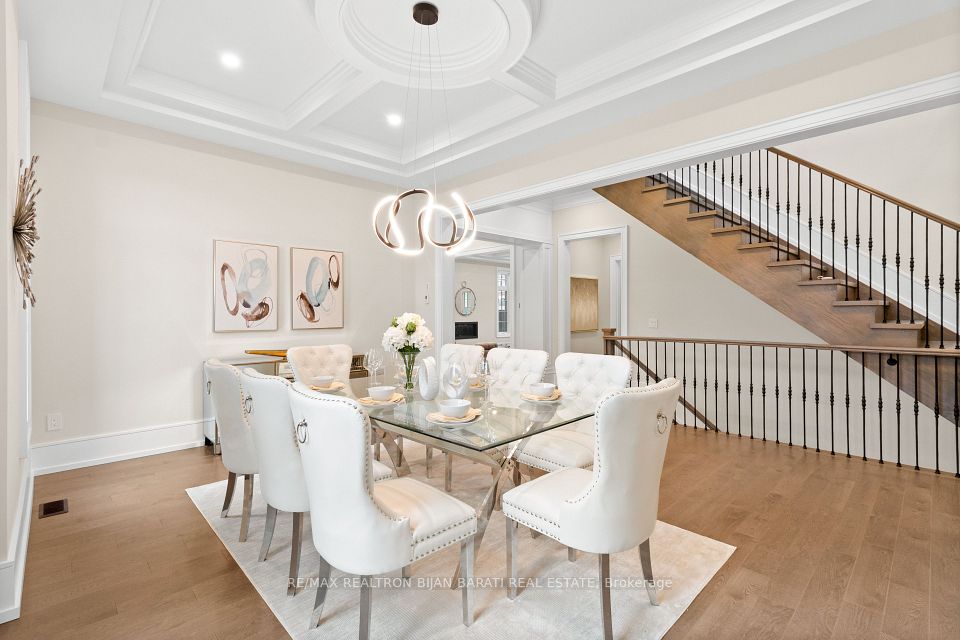 29 Ballyconnor Court, Toronto, ON M2M 4C6 12