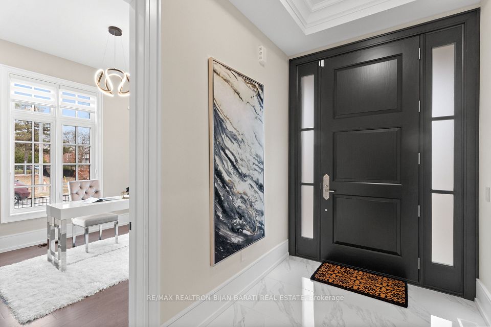 29 Ballyconnor Court, Toronto, ON M2M 4C6 19