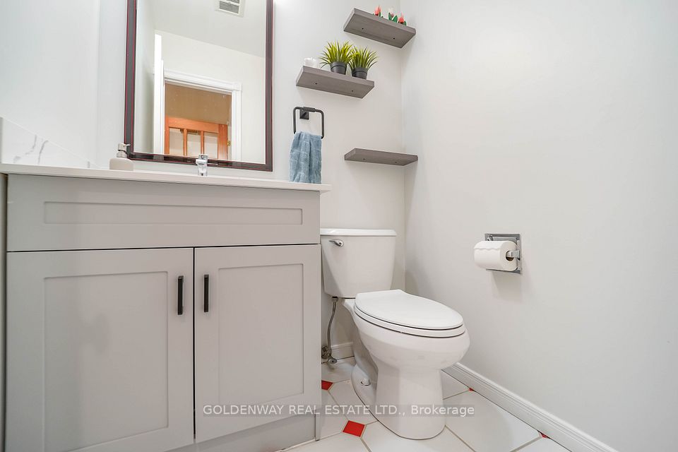 65 Wagon Trailway, Toronto, ON M2J 4V4 14