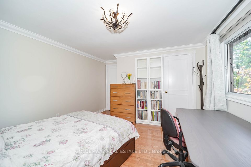 65 Wagon Trailway, Toronto, ON M2J 4V4 19