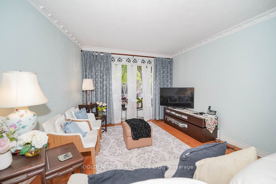 65 Wagon Trailway, Toronto, ON M2J 4V4 7