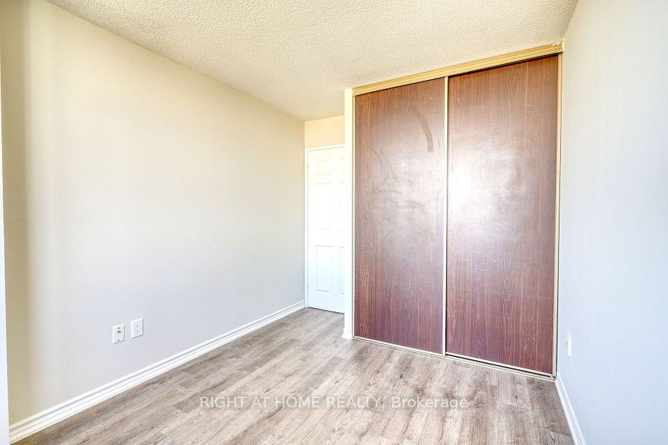 100 Antibes Drive 2508, Toronto, ON M2R 3N1 22