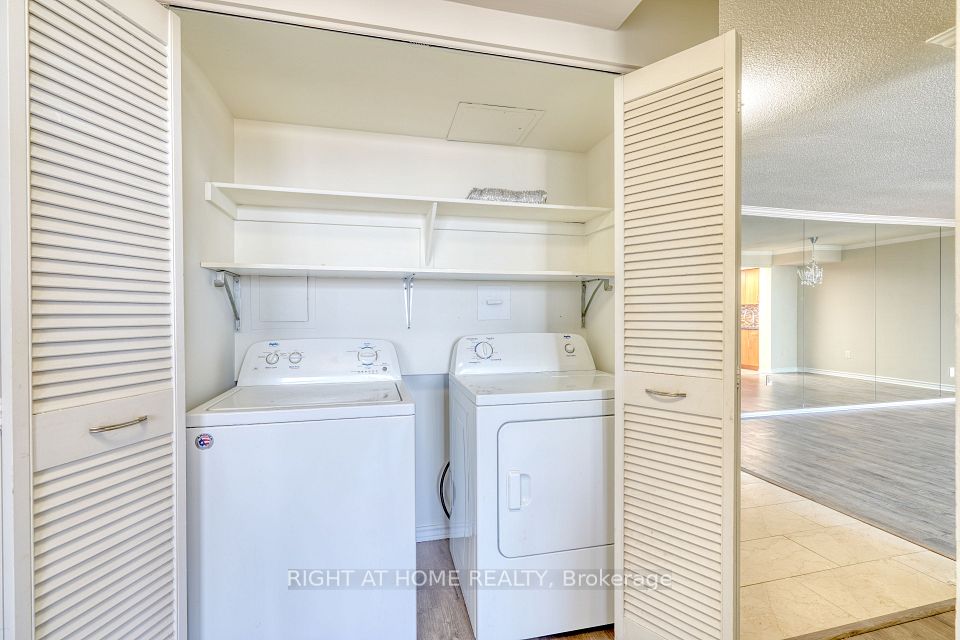 100 Antibes Drive 2508, Toronto, ON M2R 3N1 23
