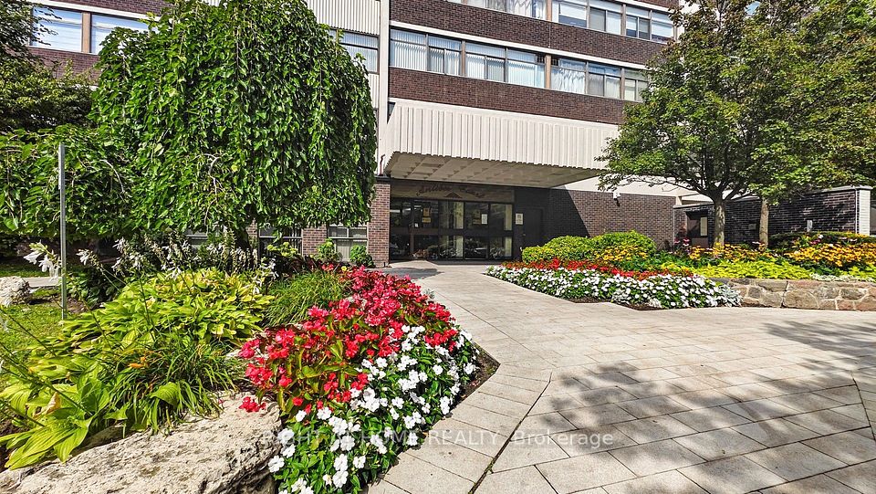 100 Antibes Drive 2508, Toronto, ON M2R 3N1 3