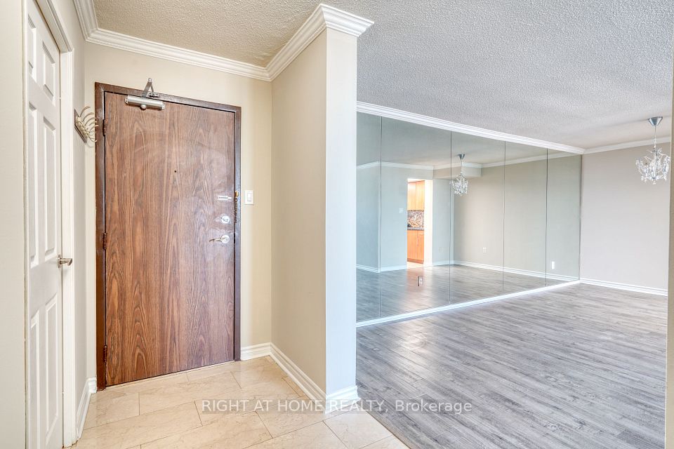 100 Antibes Drive 2508, Toronto, ON M2R 3N1 5