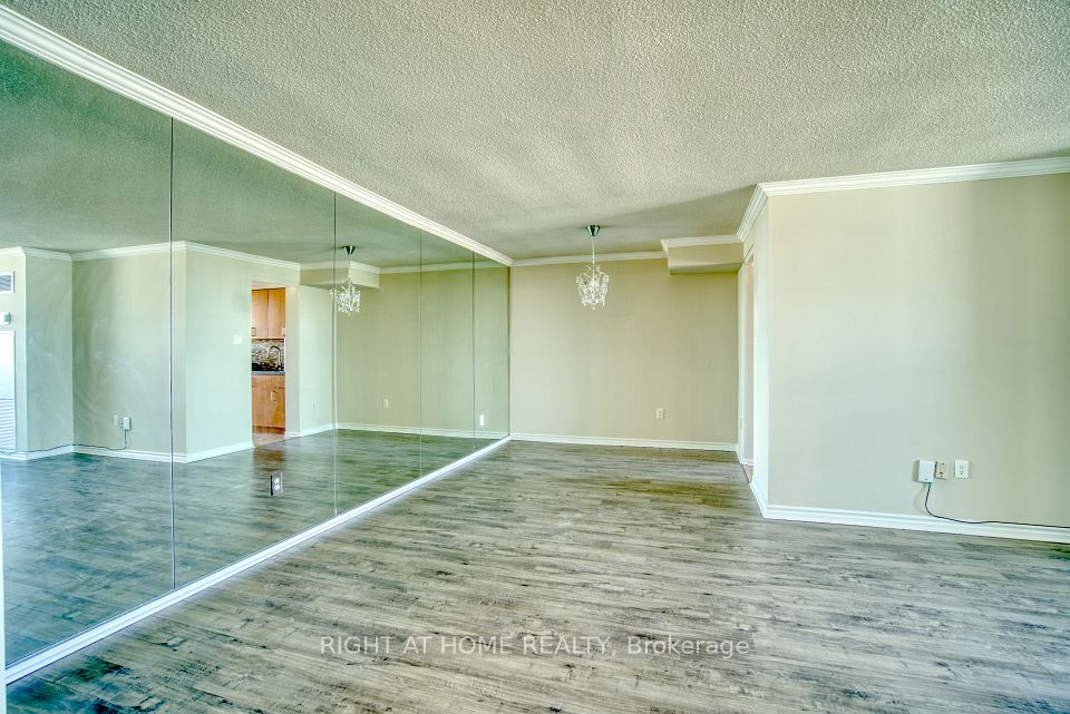 100 Antibes Drive 2508, Toronto, ON M2R 3N1 10