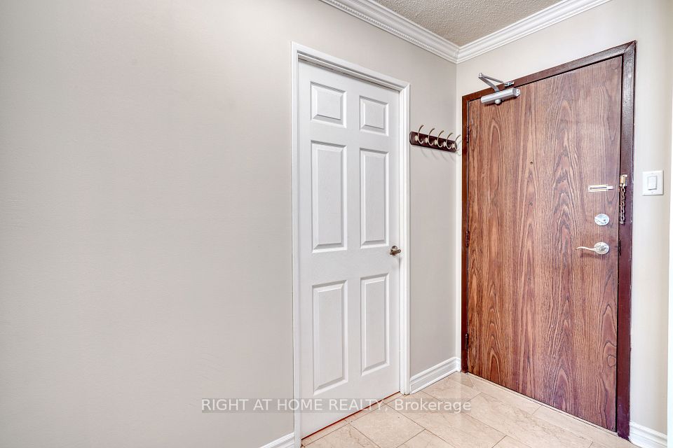100 Antibes Drive 2508, Toronto, ON M2R 3N1 4