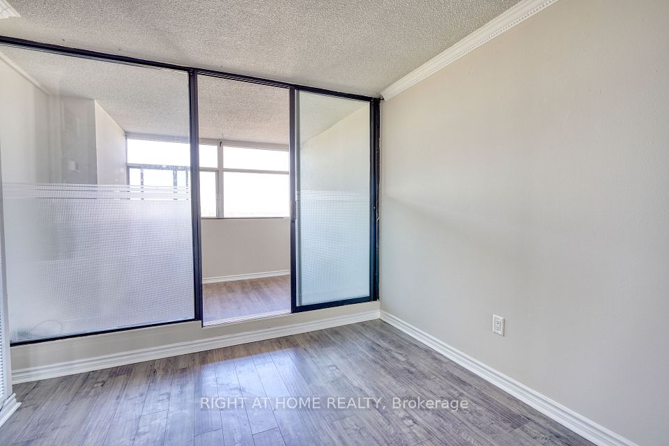 100 Antibes Drive 2508, Toronto, ON M2R 3N1 8